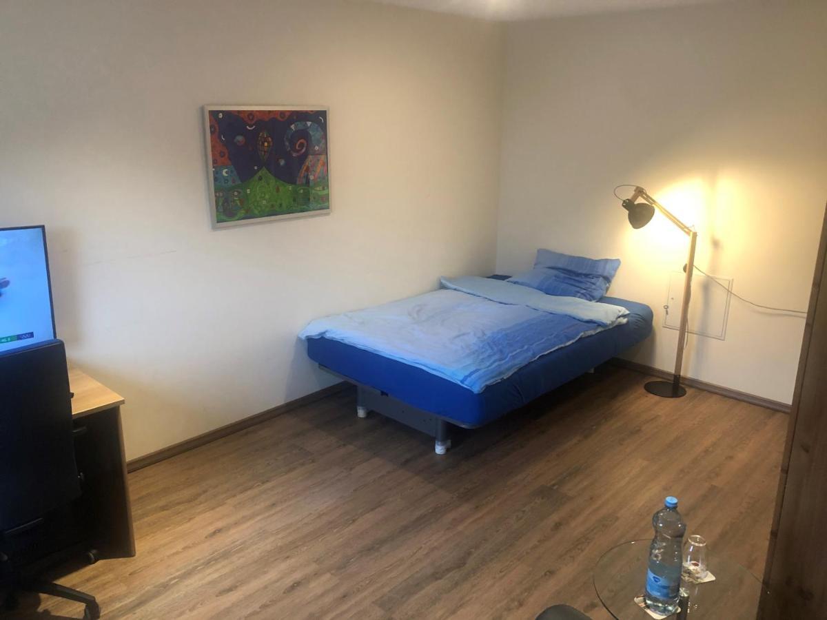 Calm Spacy Room, Own Modern Bath, Near Center, To 1 Person Or A Couple - Not Suitable For Craftsmen, Not Accepted - Privatly Rented Norymberga Zewnętrze zdjęcie