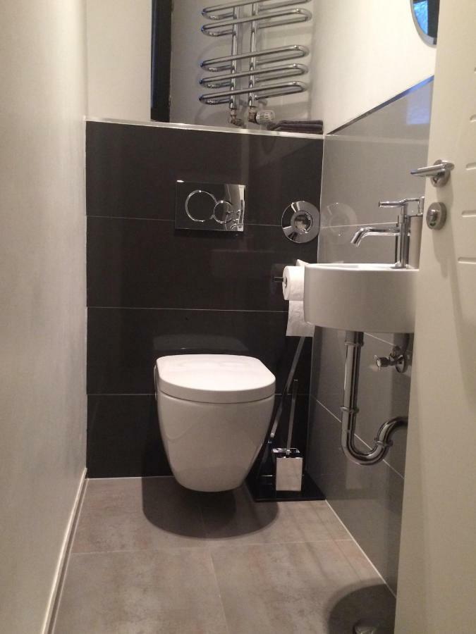Calm Spacy Room, Own Modern Bath, Near Center, To 1 Person Or A Couple - Not Suitable For Craftsmen, Not Accepted - Privatly Rented Norymberga Zewnętrze zdjęcie